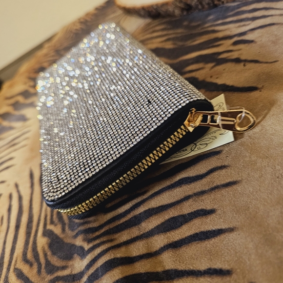Rhinestone Embellished Wallet/ Checkbook  Holder NWT 2 Colors Avail. Priced each - Picture 6 of 14